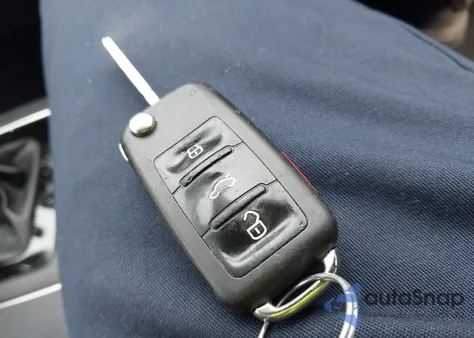 2017 Volkswagen Passat 1.8T R-Line from USA, damaged, VIN 1VWDT7A38HC042269